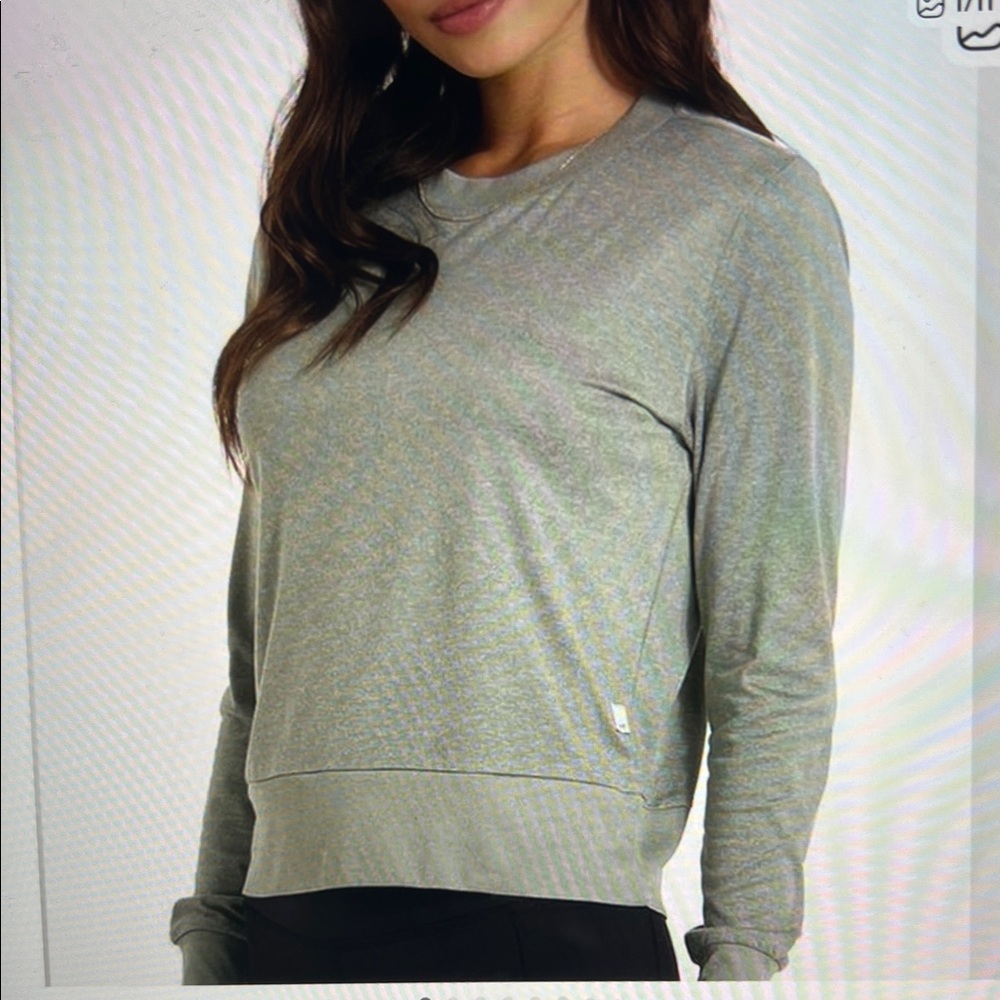 Vuori Daydream crew neck size small